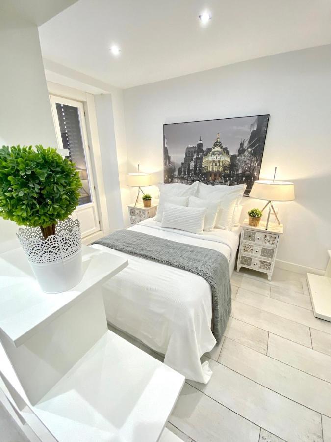 AmazINN Places Plaza Mayor Madrid Exterior foto