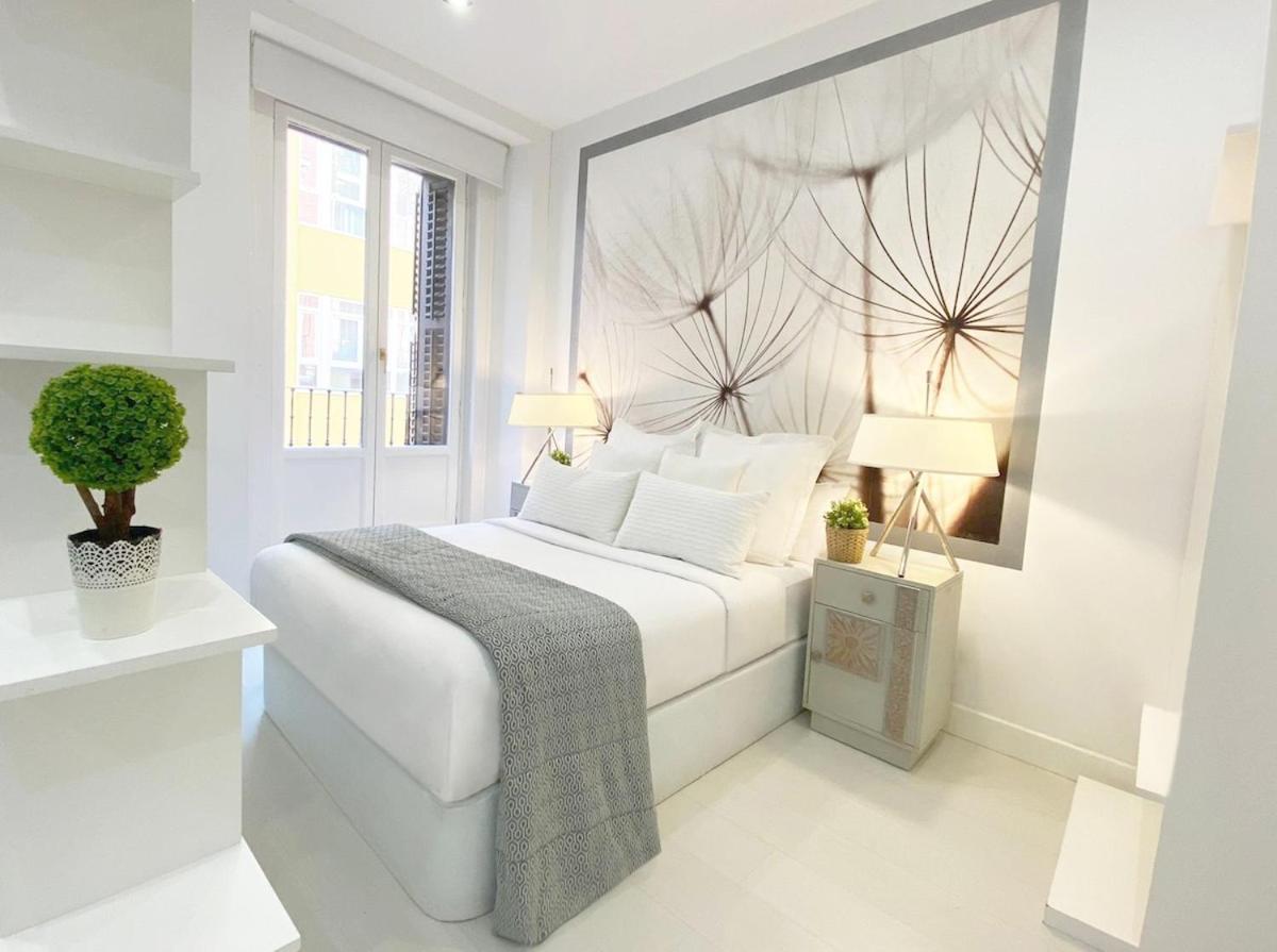 AmazINN Places Plaza Mayor Madrid Exterior foto